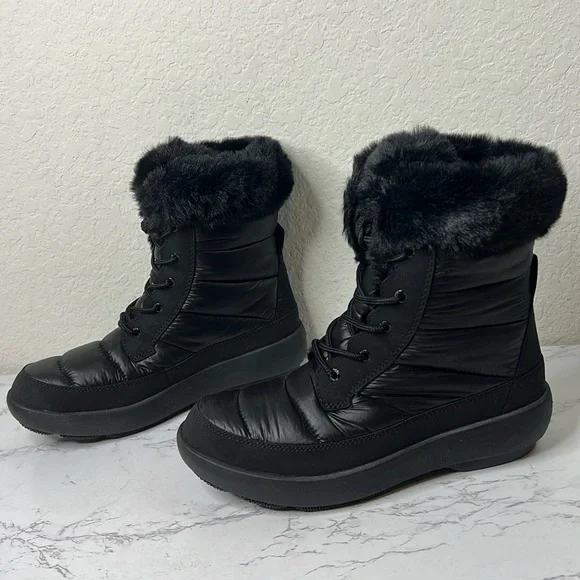 Sperry Black Winter Boots - Picture 2 of 10